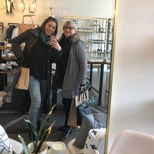 Meet your Posher, Liz